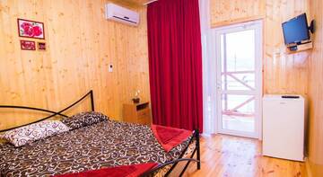 Фотографии Гостиница Granat Guest House г. Коктебель Крым (Россия) №4 Фото Гостиница Granat Guest House г. Коктебель 4