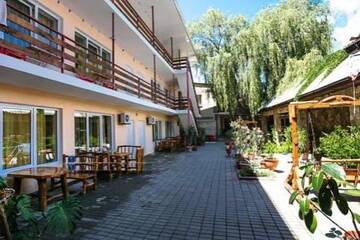 Фотографии Гостиница Guest House Iva г. Коктебель Крым (Россия) №3 Фото Гостиница Guest House Iva г. Коктебель 3