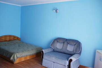 Фото номера Трехместный номер «Комфорт» с душем Гостиница Mini Hotel &quot;ANNA&quot;  г. Коктебель 32