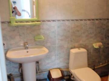 Фото номера Семейный номер с душем Гостиница Guest House Vera г. Коктебель 2