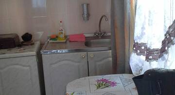 Фото номера Семейный номер с душем Гостиница Guest House Vera г. Коктебель 6