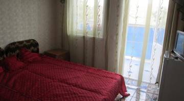 Фото номера Трехместный номер Гостиница Guest House Liliya г. Коктебель 4