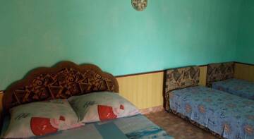 Фото номера Четырехместный номер Гостиница Guest house U Dyadi Vani г. Коктебель 10