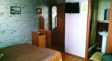 Фото номера Номер &quot;Стандарт&quot; Гостевой дом Privat na naberezhnoy г. Коктебель 26