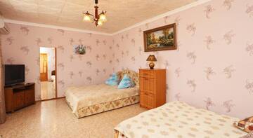 Фото номера Классический четырёхместный номер Гостиница Guest House Mitridat г. Коктебель 5