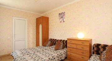 Фото номера Трехместный номер с балконом Гостиница Guest House Mitridat г. Коктебель 4