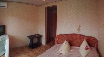 Фото номера Номер с кроватью размера &quot;king-size&quot; и видом на сад Гостиница Guest House Mitridat г. Коктебель 8