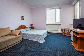 Фото номера Улучшенный четырехместный номер Гостиница Guest House Europa г. Коктебель 5