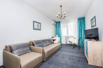 Фото номера Семейный номер с балконом Гостиница Guest House Europa г. Коктебель 6