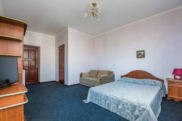 Фото номера Улучшенный четырехместный номер Гостиница Guest House Europa г. Коктебель 6