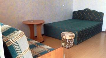 Фото номера Трехместный номер с собственной ванной комнатой Гостевой дом Гостинный Двор г. Коктебель 4