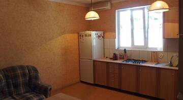 Фото номера Четырехместный номер -люкс Гостиница Guest House Rapana г. Коктебель 2