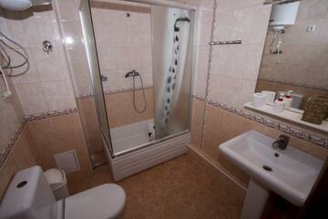 Фото номера Двухкомнатный номер  Гостиница Camelia Kafa Hotel г. Коктебель 6