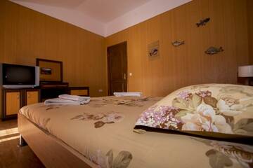 Фото номера Двухкомнатный номер  Гостиница Camelia Kafa Hotel г. Коктебель 5