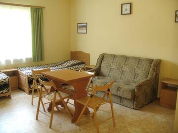 Фото номера Трехместный номер Гостиница Guest House on Kalinina 3 г. Коктебель 5