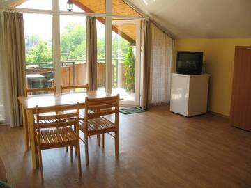 Фото номера Четырехместный номер Гостиница Guest House on Kalinina 3 г. Коктебель 5